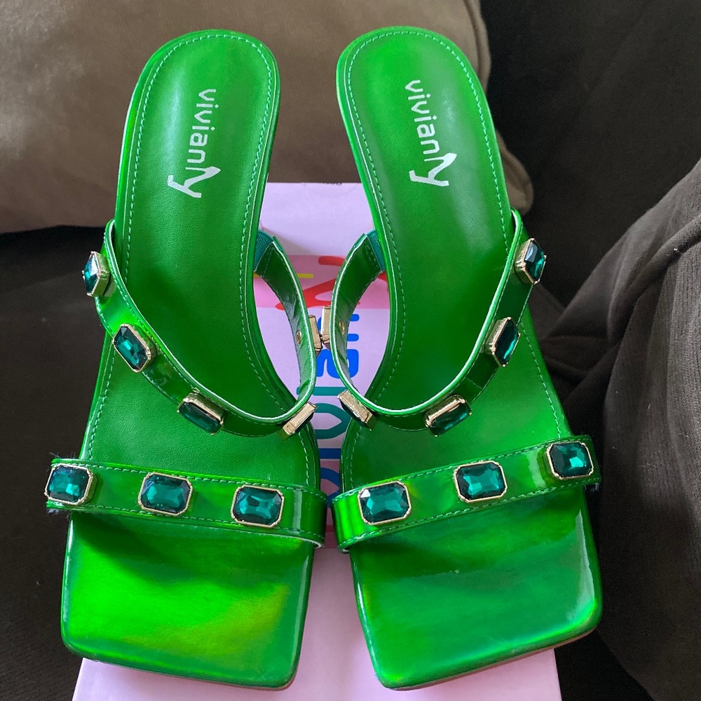 High heel sandals